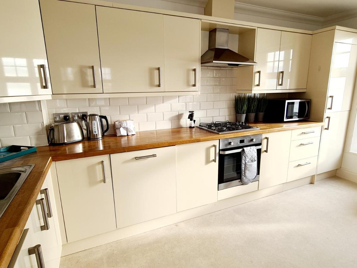 Shore Thing Beachfront Apartment Ramsgate - Sleeps 4 Exterior photo
