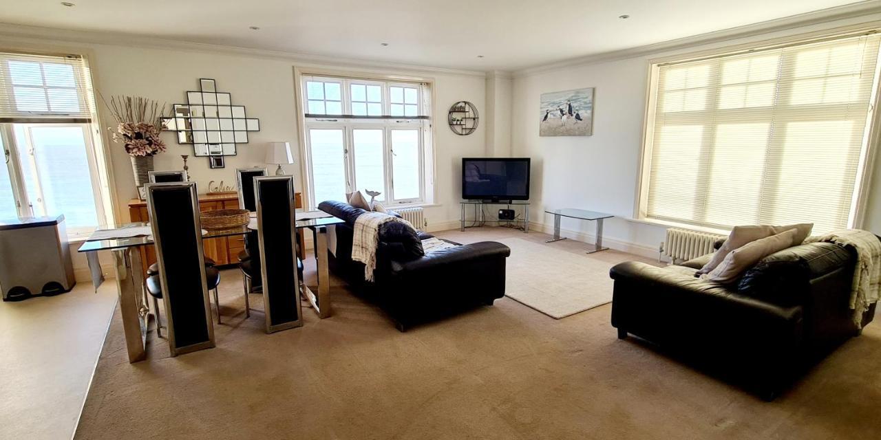 Shore Thing Beachfront Apartment Ramsgate - Sleeps 4 Exterior photo